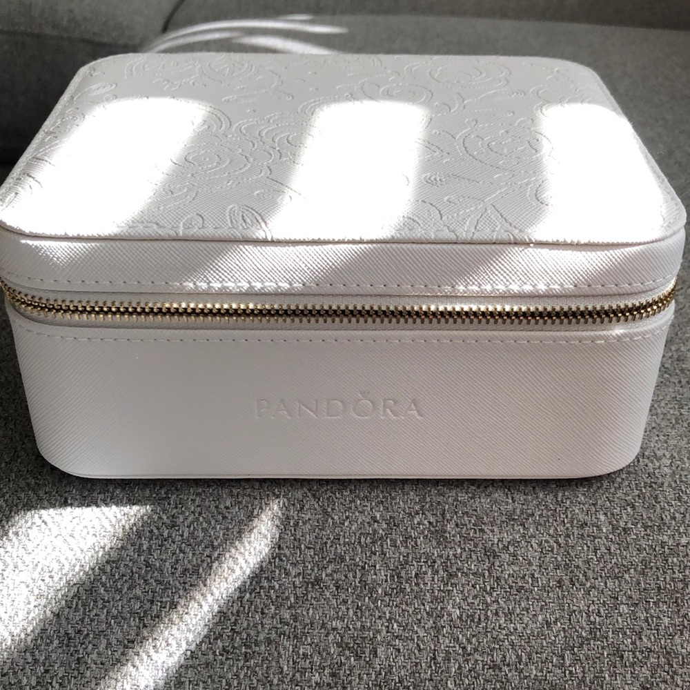 Pandora- Jewelry Box